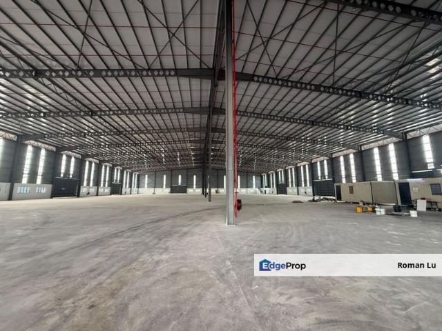 Warehouse for rent in Seksyen 24, Shah Alam