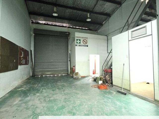 Warehouse for sale in Petaling, Alam Impian