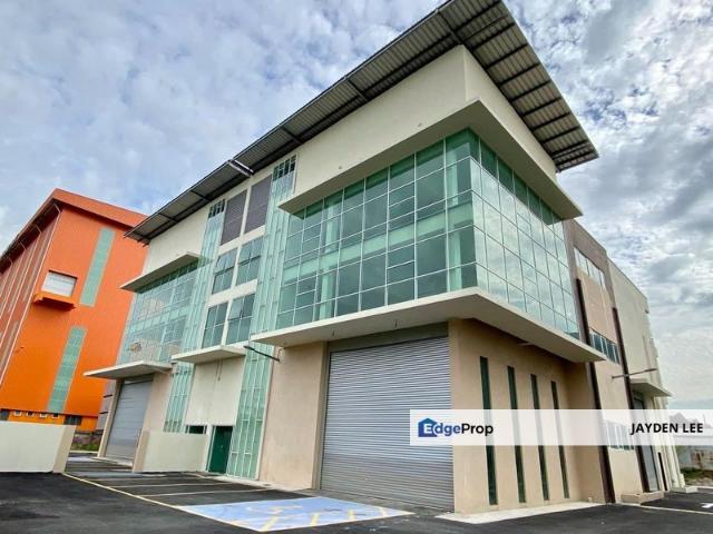 Warehouse for sale in Petaling, Alam Impian
