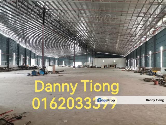 Warehouse for rent in Petaling, Alam Impian