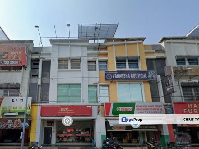 Shop for sale in Petaling, Alam Impian