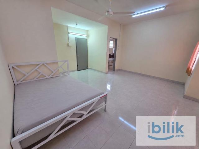 Room for rent in Seksyen 32, Shah Alam