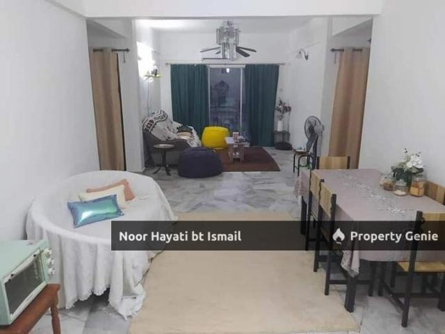 Condominium for sale in Petaling, Alam Impian