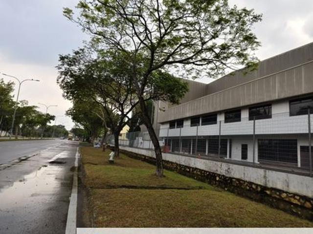 Warehouse for rent in Petaling, Alam Impian