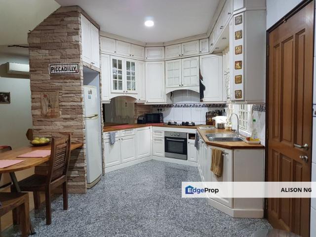 House for sale in Petaling, Alam Impian