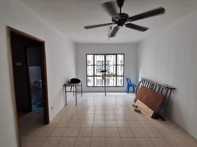 Apartment for sale in Shah Alam, Petaling