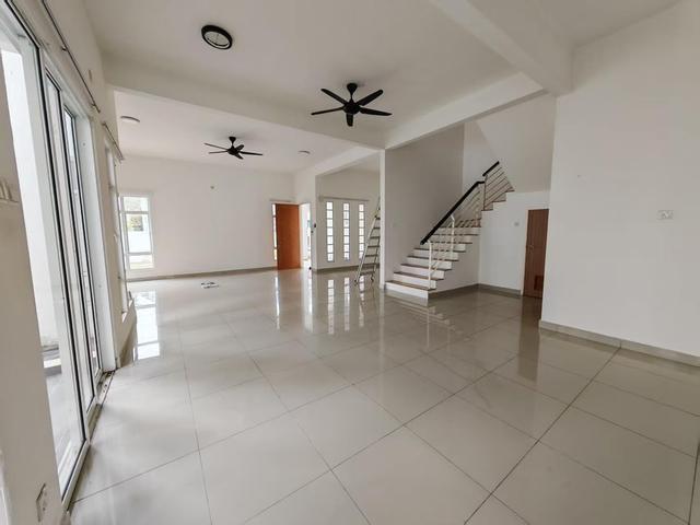 Residential House for sale in Petaling, Alam Impian