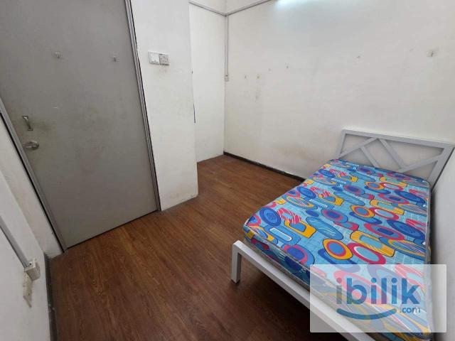 Room for rent in Alam Impian, Selangor