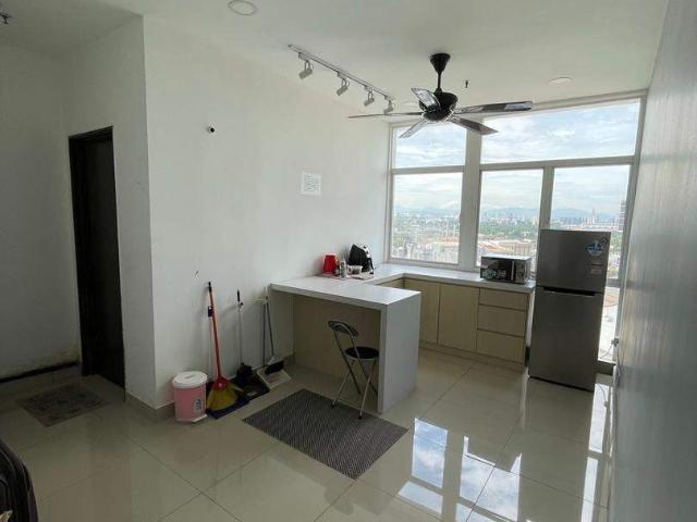 Room for rent in Petaling, Alam Impian