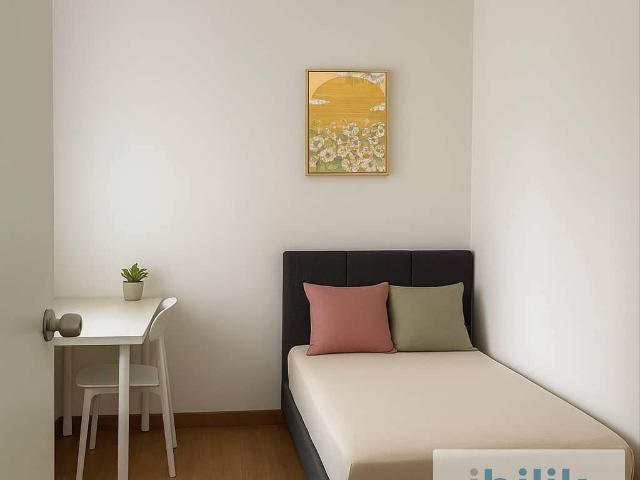 Room for rent in Petaling, Alam Impian