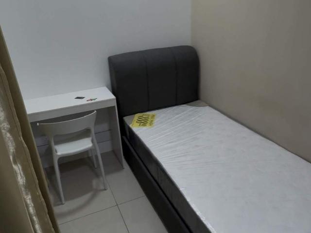 Room for rent in Petaling, Alam Impian