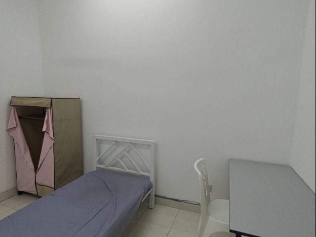 Room for rent in Petaling, Alam Impian
