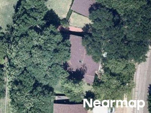 House for sale in Farmers Branch, Dallas County