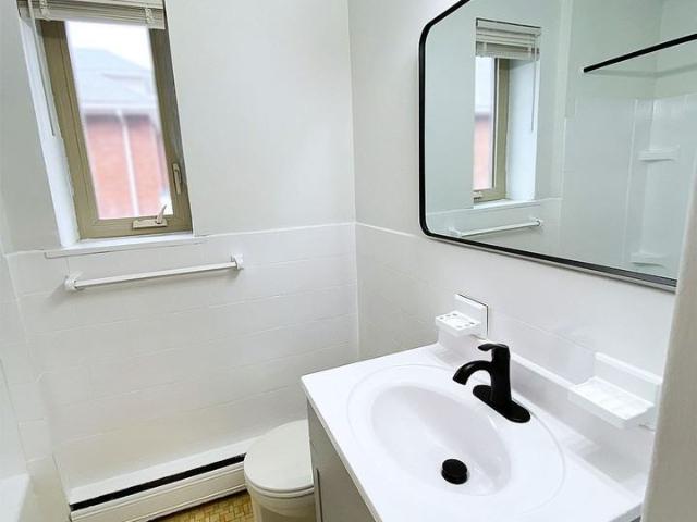 Apartment for rent in Shaker Heights, Cuyahoga County