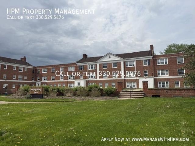 Apartment for rent in Shaker Heights, Ohio