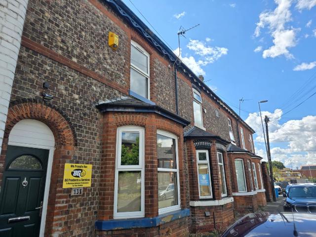 House for rent in Barton upon Irwell, Salford