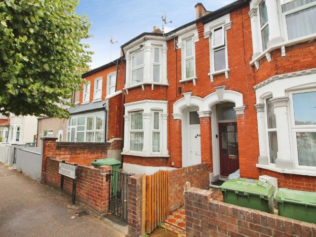 Apartment for rent in London Borough of Newham, Greater London