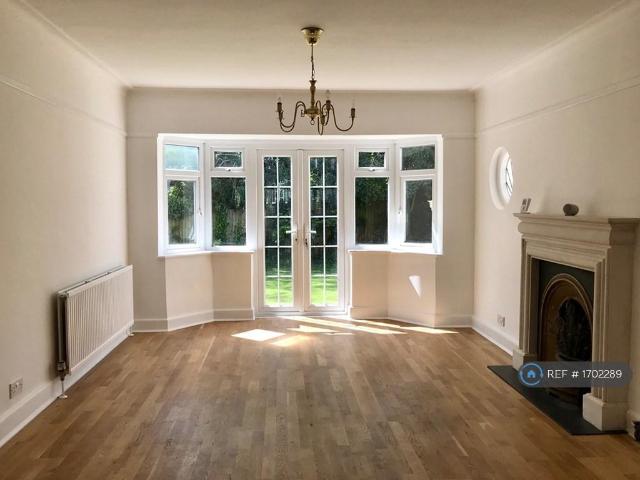 House for rent in Muswell Hill, Greater London