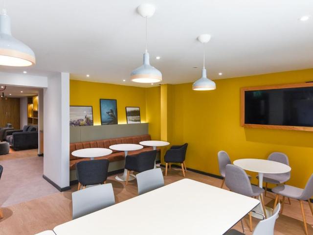 Studio for rent in St Ann's, Haddon
