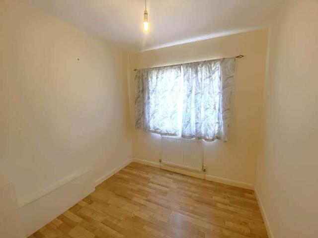 Studio for rent in London Borough of Merton, Greater London
