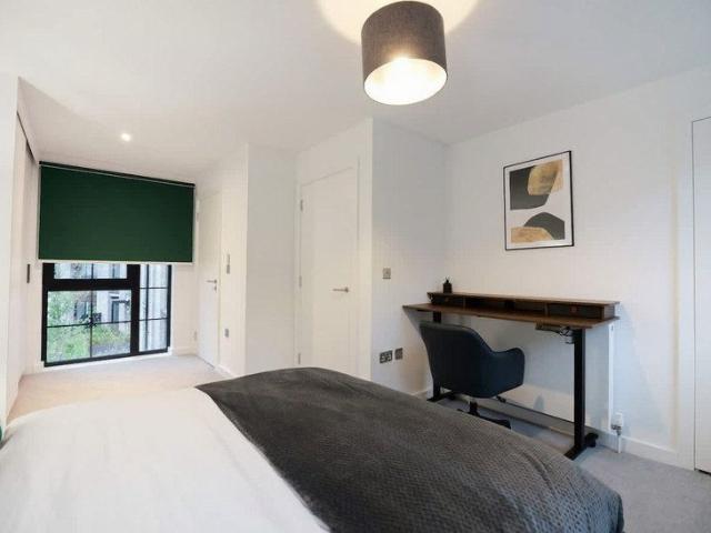 Townhouse for rent in Pendleton, Salford