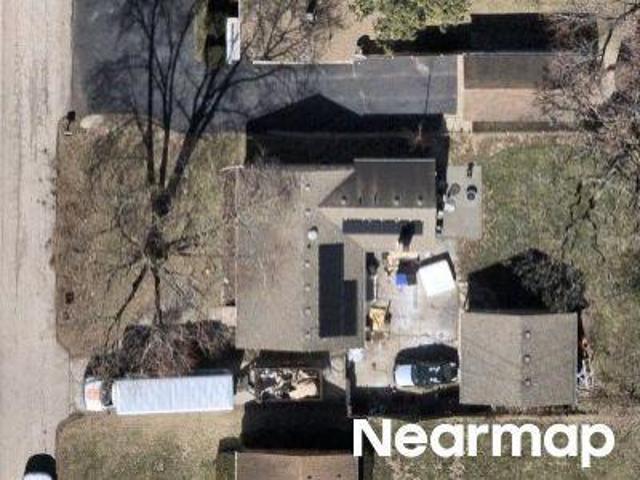House for sale in Mchenry, Illinois