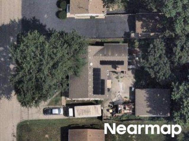 House for sale in Mchenry, Illinois