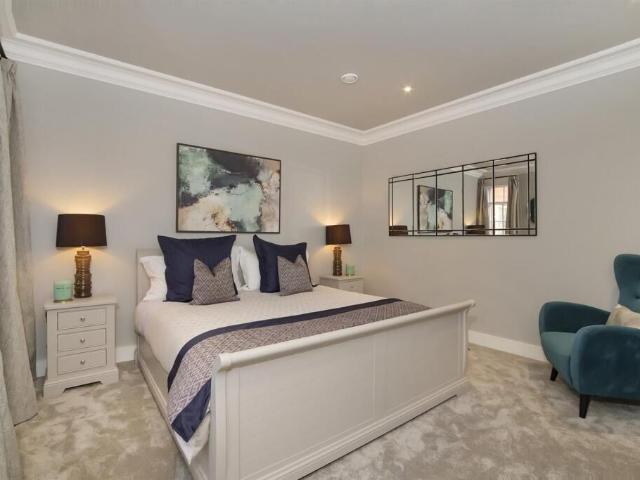 Apartment for rent in Silchester Estate West, Greater London