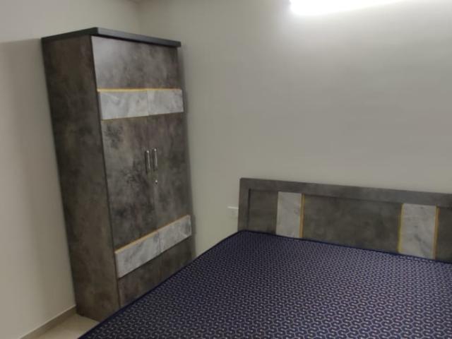 Flat for rent in Ahmadabad, Gujarat