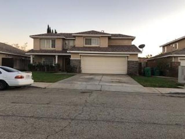 House for sale in Palmdale, California