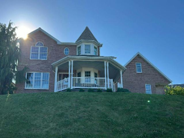 House for sale in Canonsburg, Pennsylvania