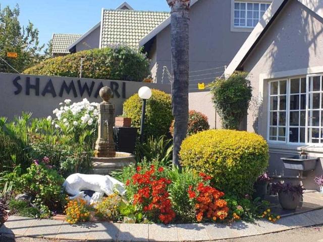 Townhouse for sale in Vosloorus, Gauteng