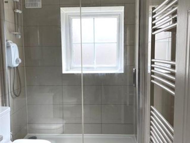 Apartment to rent in Bluebell, North Tipperary