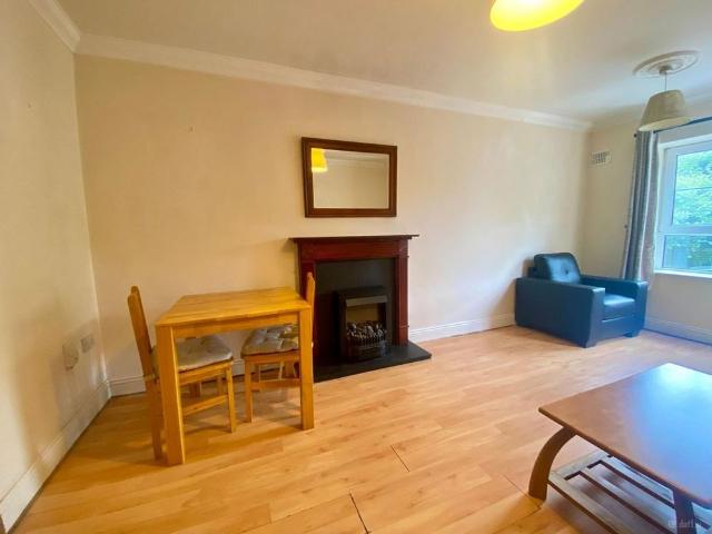 Apartment to rent in Bluebell, North Tipperary