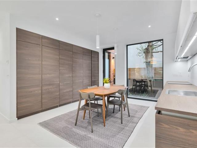 Detached House to rent in Cabra East A ED, Dublin