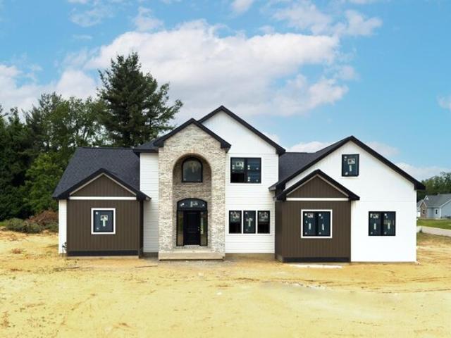 House for sale in Kalamazoo