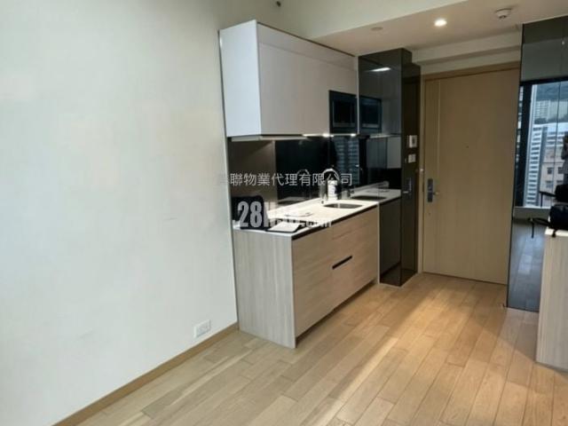 位於 長沙灣 Cheung Sha Wan, 香港 Hong Kong, 提供 出售 的 公寓