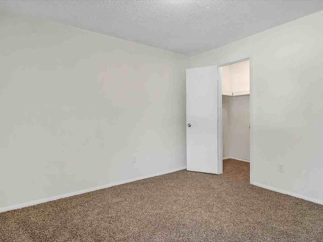 Apartment for rent in Eaton, Michigan