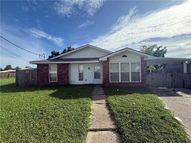 House for sale in Violet