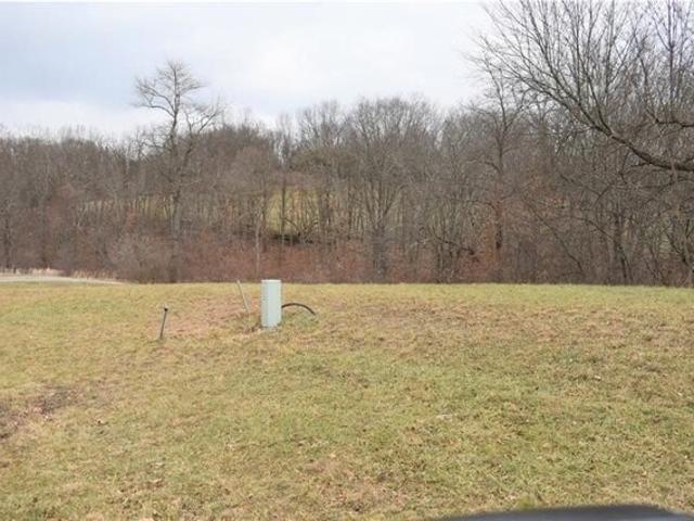 Land for sale in Renfrew
