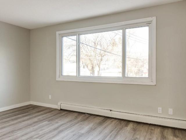 Apartment for rent in Wedgewood, Alberta