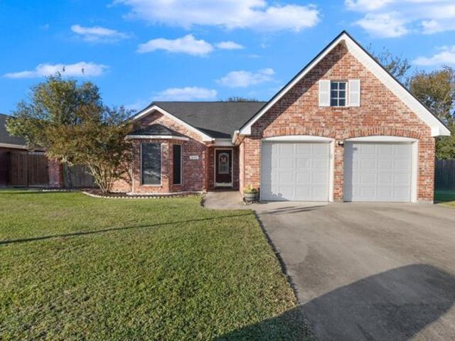 House for sale in Bridge City, Texas