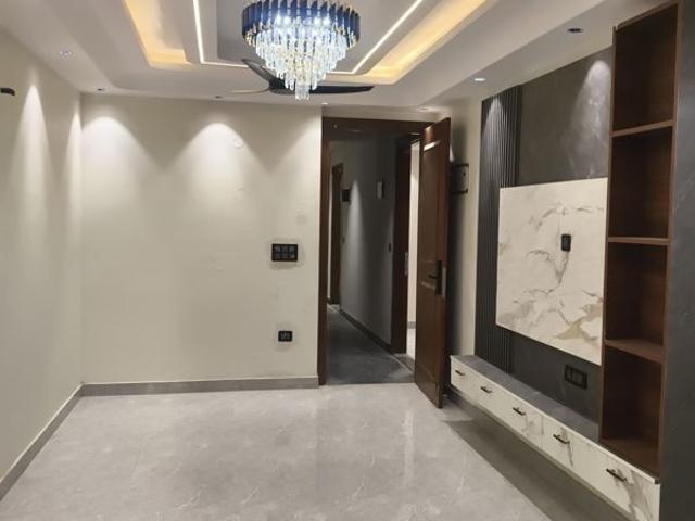 Flat for rent in Deri