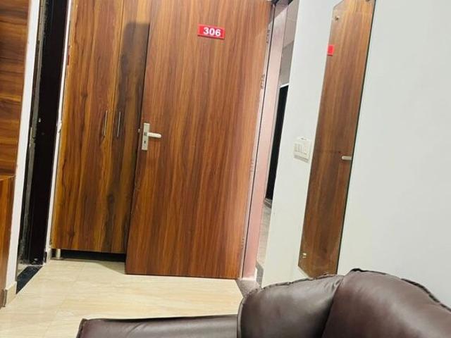 Property for rent in Deri