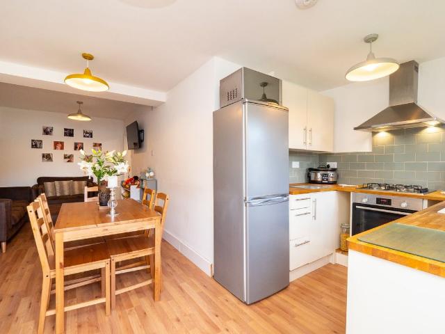 House for rent in Hackbridge, Greater London