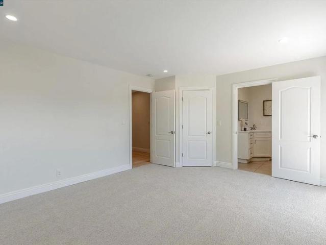 Room for rent in Concord, California