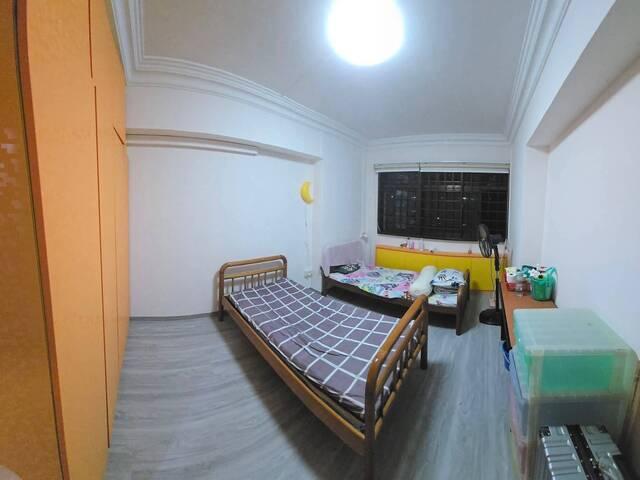 Room for rent