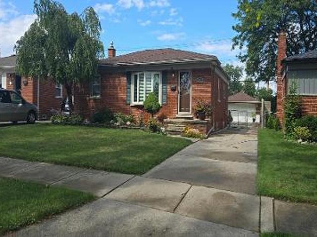 House for sale in Saint Clair Shores, Michigan