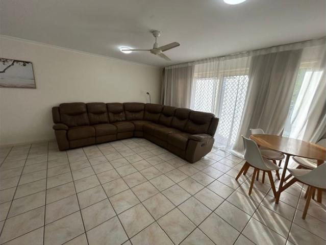 Townhouse for rent in Kings Creek, Queensland