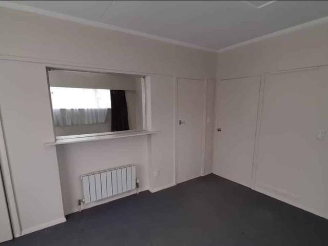 Apartment for rent in Days Bay, Wellington